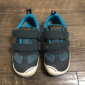 Plae Waterproof Toddler/Kids Outdoor Shoes